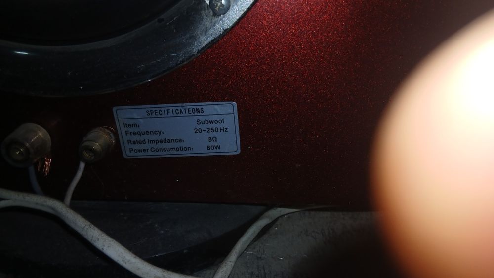 Усилитель и 6 колонок оригинал