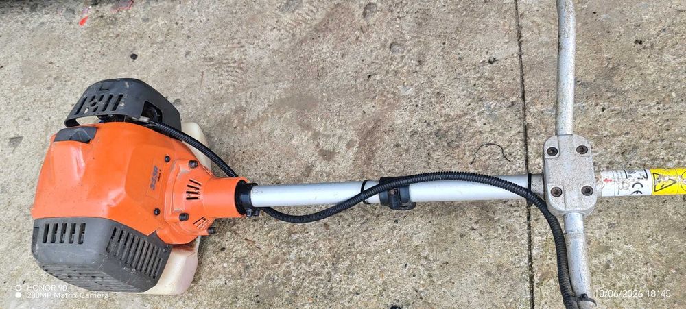 Cositore Husyarna 333 cositore este aprope noua acosit de cate va ori cu  ia  o dau ca mea loat 120  STIHL o dau la probe  cositore ete forte buna