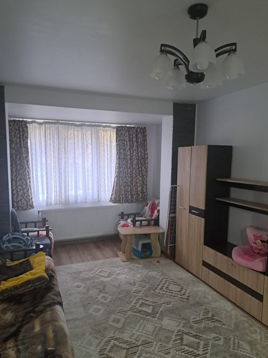 Vând apartament 2camere micro 4