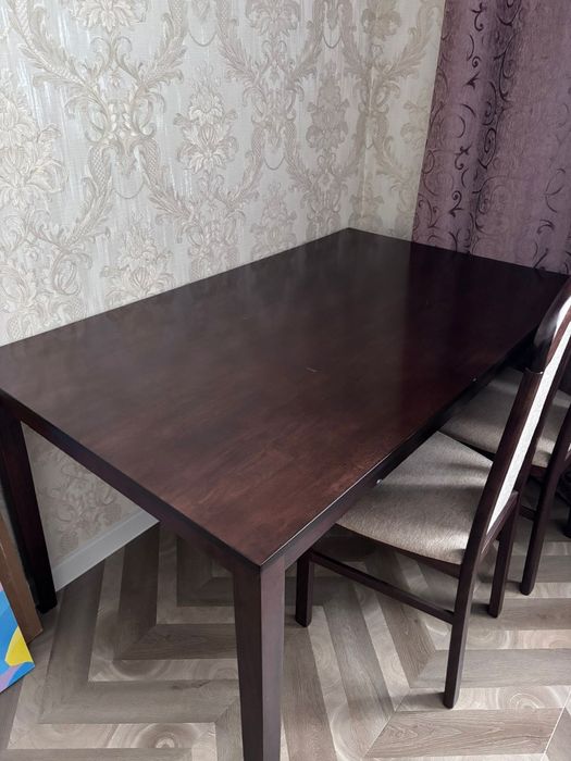 Продаётся комод, стол, рабочий стол с ящиками(детский)