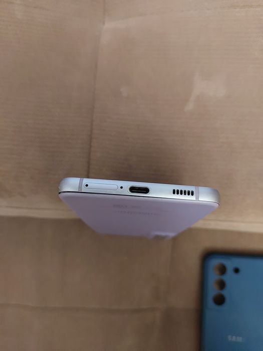 Продам Samsung Galaxy S21 FE 5G