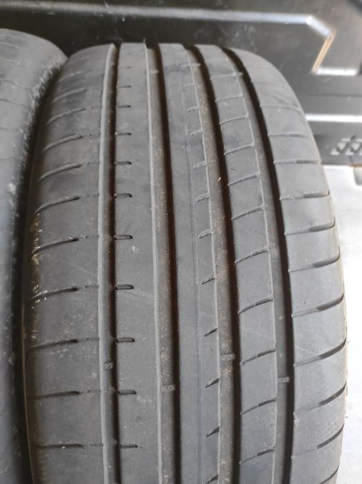 225/50/17 Goodyear