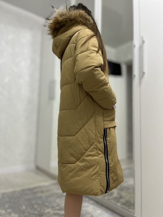 Продам детскую куртку