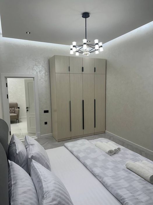 Новомосковская Новостройка ЖК Барокко 3/4/10, 83м2. Евроремонт