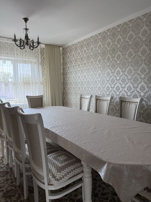 Продам стол со стульями