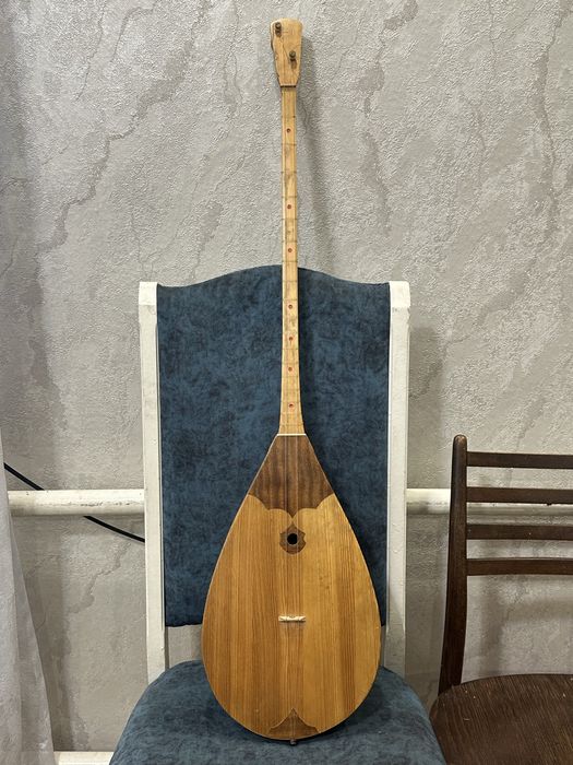 продам домбру 100 см