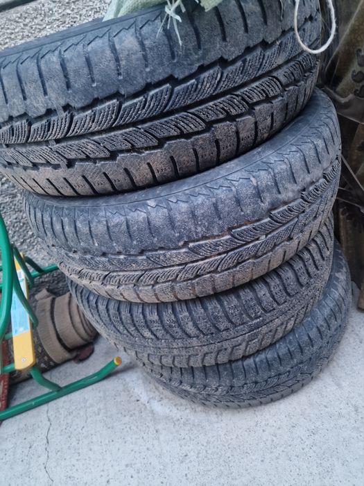 Продам шины размер на 14