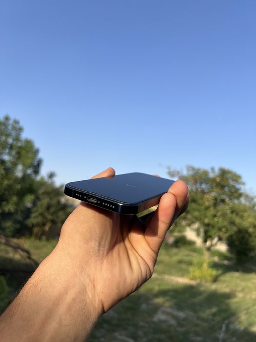 Iphone 15 pro sotiladi.