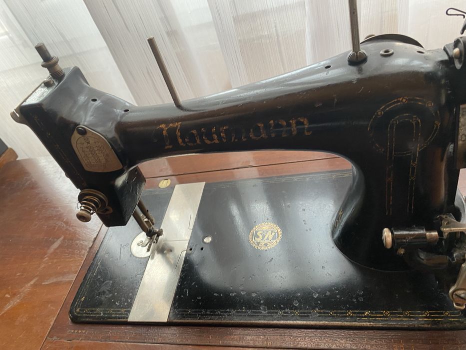 Masina de cusut vintage Naumann