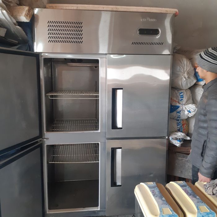 Музкаймок(факелни) вафлисини чикарадигон аппарат сокаохладитель шкаф х