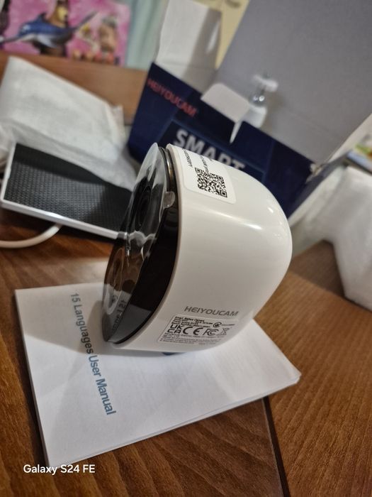 Соларна охранителна камера за външно с  3MP за нощно виждане.