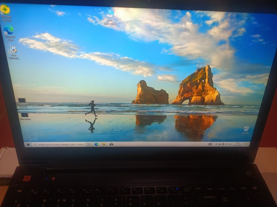 ОЧЕНЬ БЫСТРЫЙ!!! Ноутбук Samsung ATIV Book 8 880Z5E  Intel Core i7 2.4