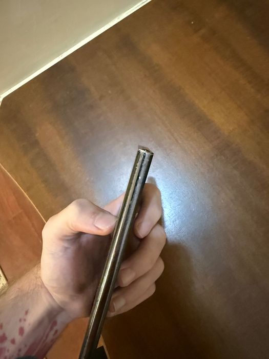 Samsung Galaxy S22 Ultra 256GB Работи отлично, козметични забележки по корпуса и малка зелена точка на дисплея