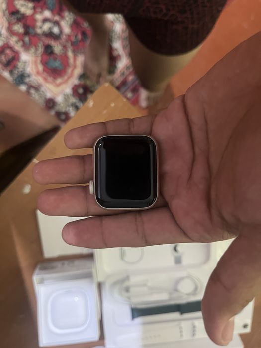 Apple watch series SE 2gn, Air Pods 4