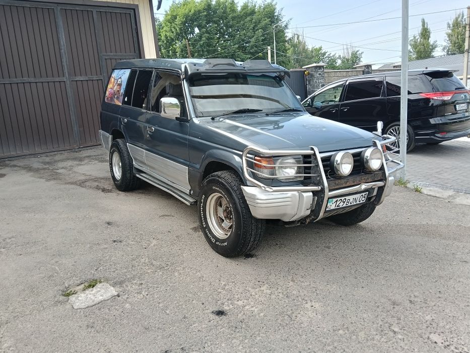 Продам Паджеро 2