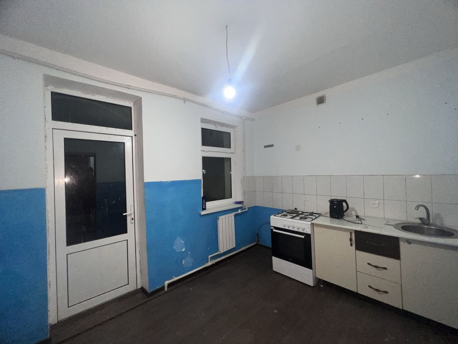 Kotej sotiladi srochno!