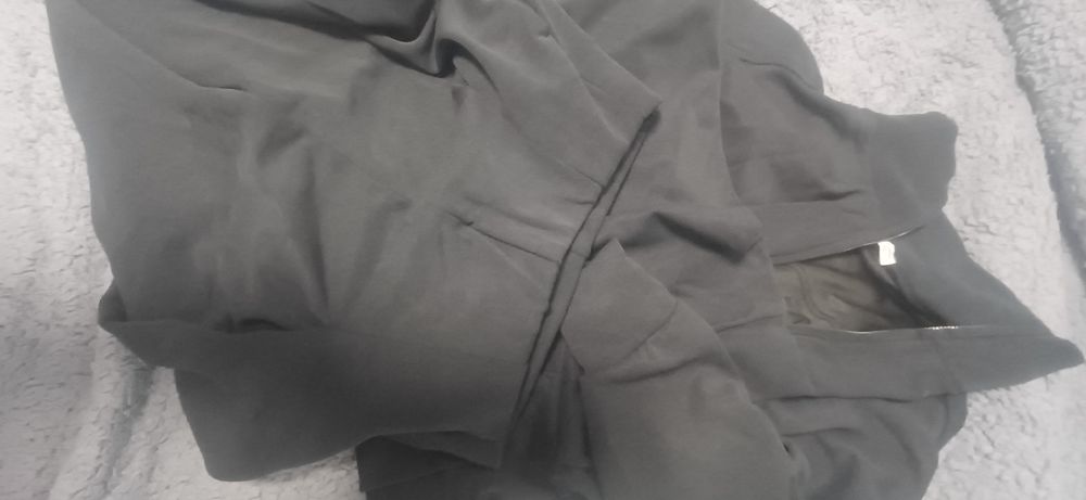 Дамско патенце и дамски спортно- елегантен екип