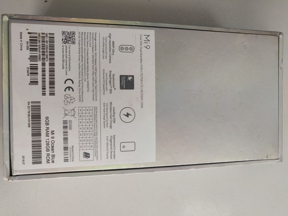 Xiaomi mi 9 128 ГБ.