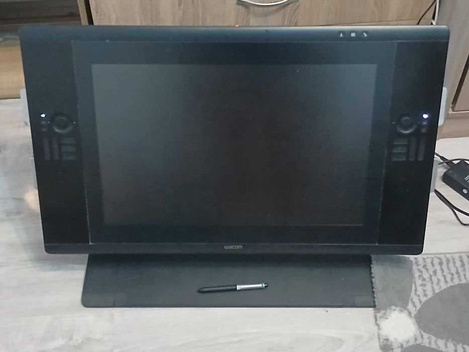 Wacom Cintiq 24HD DTK-2400 Графичен таблет