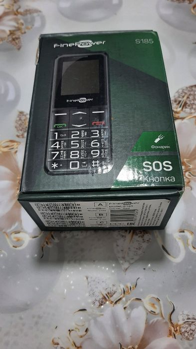 Продам кнопочный новый телефон