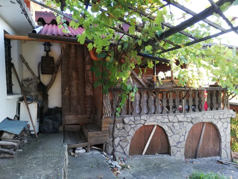 Вила в месност "Драката"