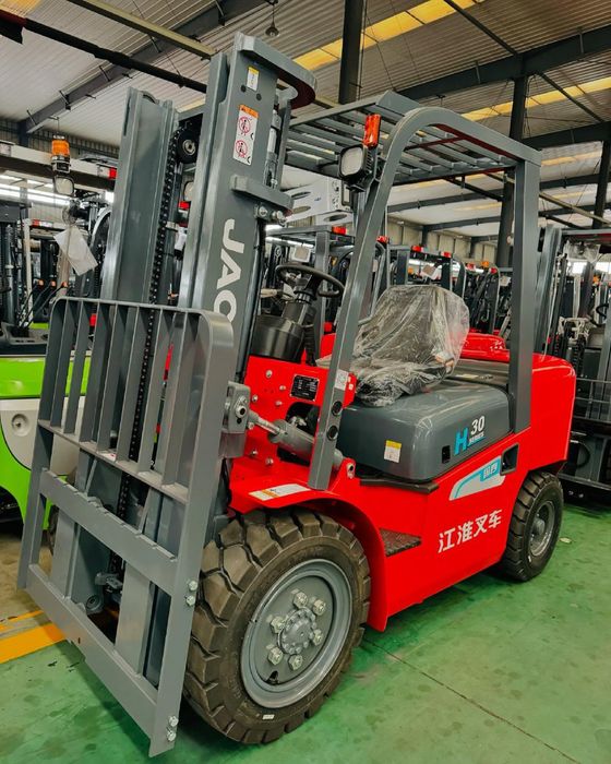 JAC Вилочный погрузчик Авто Кара Avto Kara   3 тонный