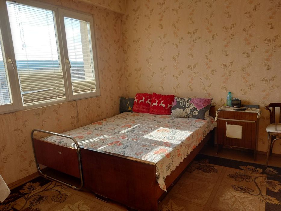 Продава се Двустаен апартамент в Радомир - 65 кв.м за 440 €/кв.м - Снимка #3