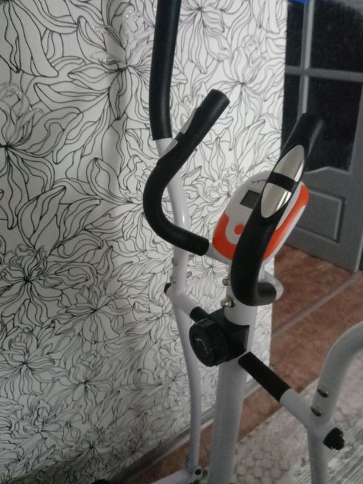 Эллиптический тренажер