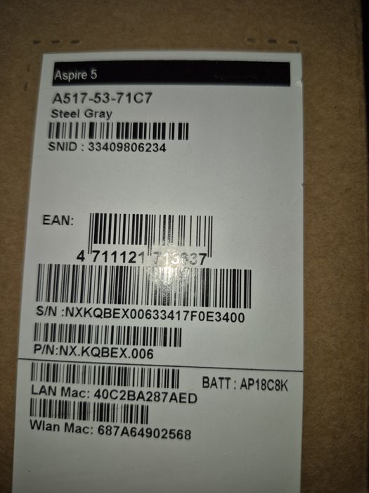 Продавам  лаптоп Acer Aspire A517-53-71C7 17,3  2×8/1024GB SSD.