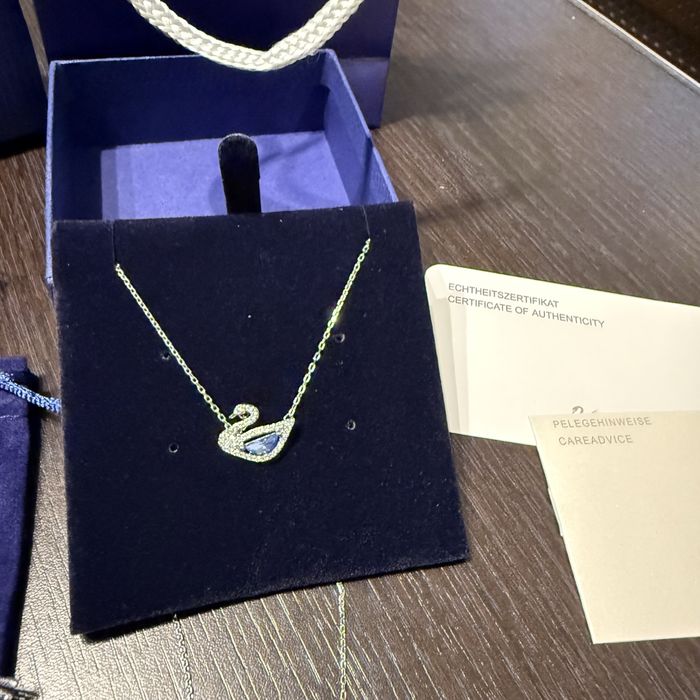 Lantisor Swarovski Model Little Swan Blue