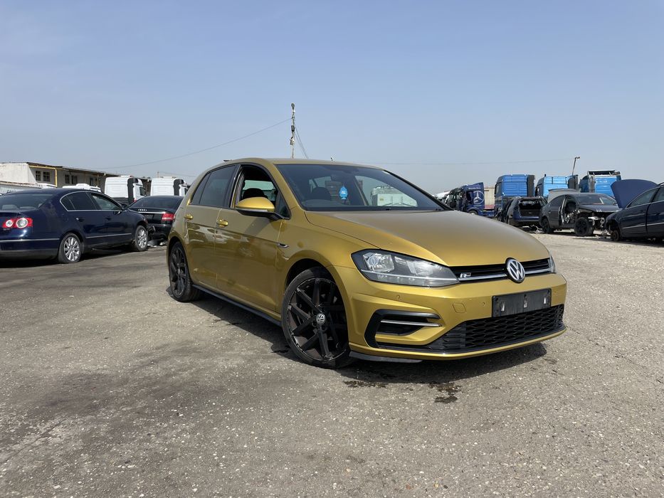 Vand pachet R-line wv golf 7.5 an fabricatie 2018