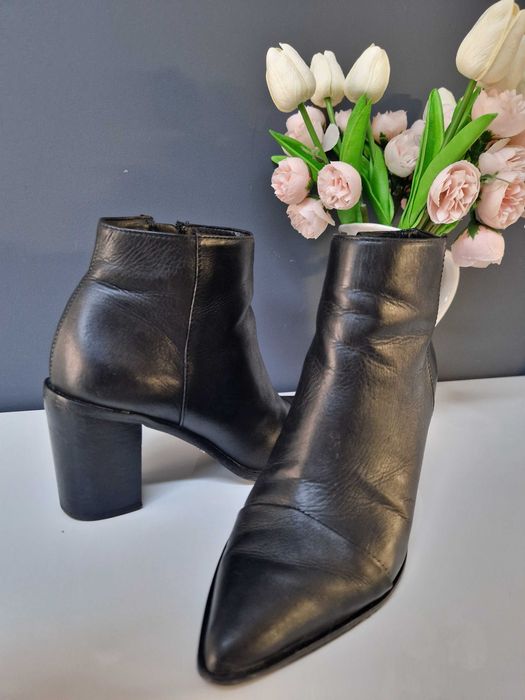 Няколко чифта обувки