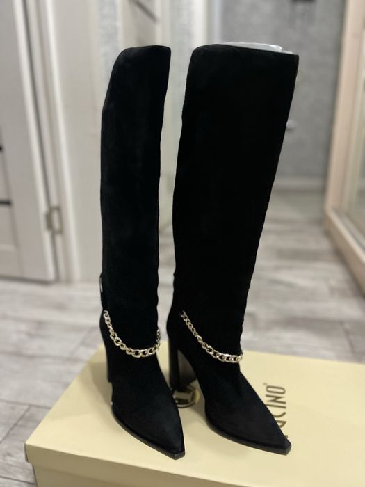 Продам обувь оазмер 37-38