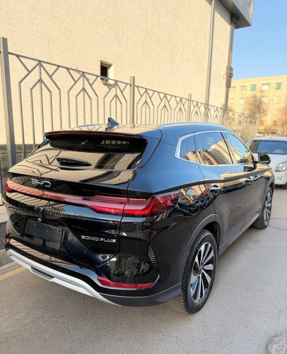 BYD Champion Hybrid 150 км Flagship Full 2025г! Черный! 2 тыс км проб!