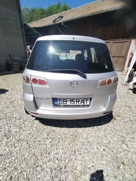 MAZDA 2 2005 — imagine 5