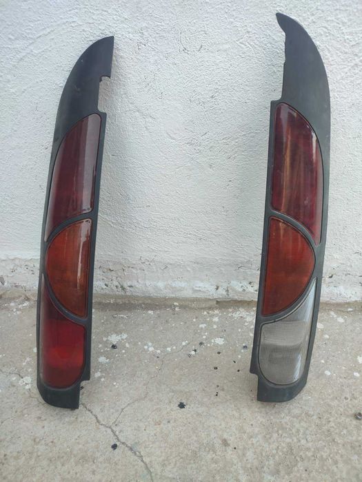 Продавам Рено Канго на части