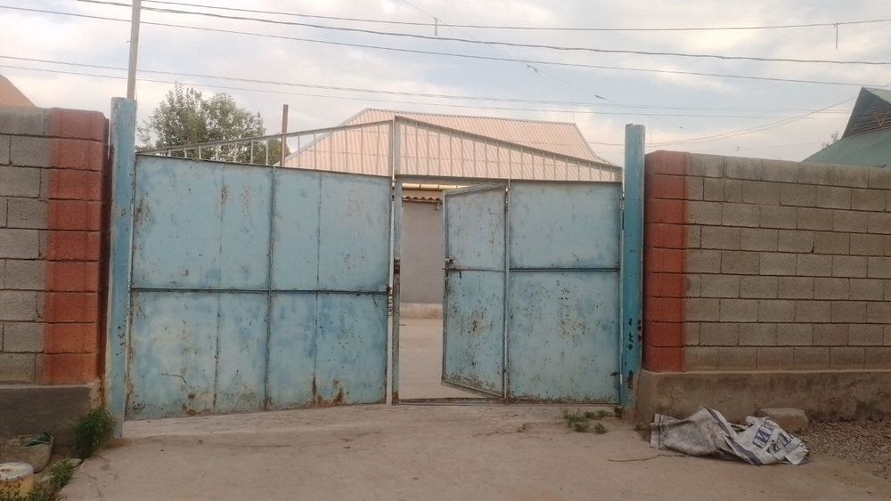 Срочно Дарвоза сотилади металлом нархидан кимматрокга келишамиз килони