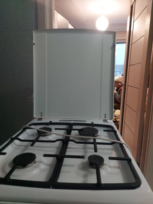 Газ плита  сатамын.