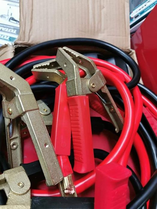 Cabluri pornire 5Mx2+4clesti cupru 2000A-import Spania.