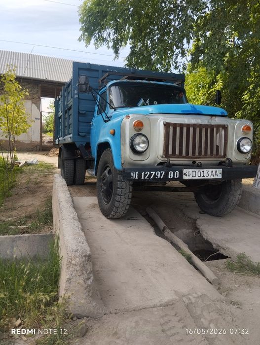 Gaz 53 sotiladi haloti yaxshi