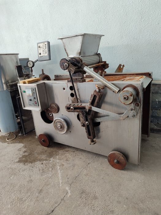 Продается усадочная машина для производства печенья