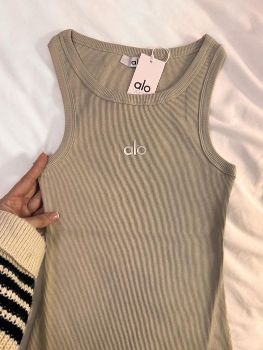 Crema цвят - Alo Потник