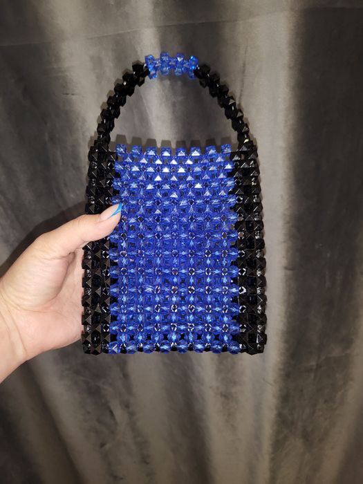 Сумочка из бусин ручной работы