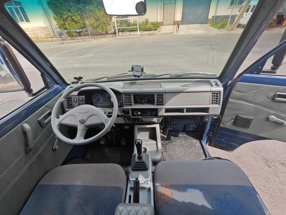 Chevrolet LABO 2023