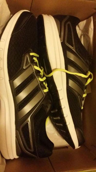 Adidasi barbati marca Adidas