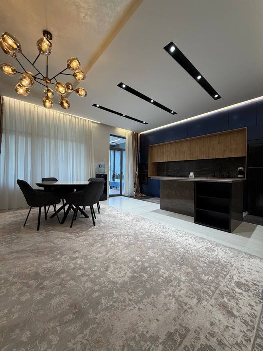 Стильная 4-ком. квартира 173м² балкон с видом на Ботанический сад 3с/у