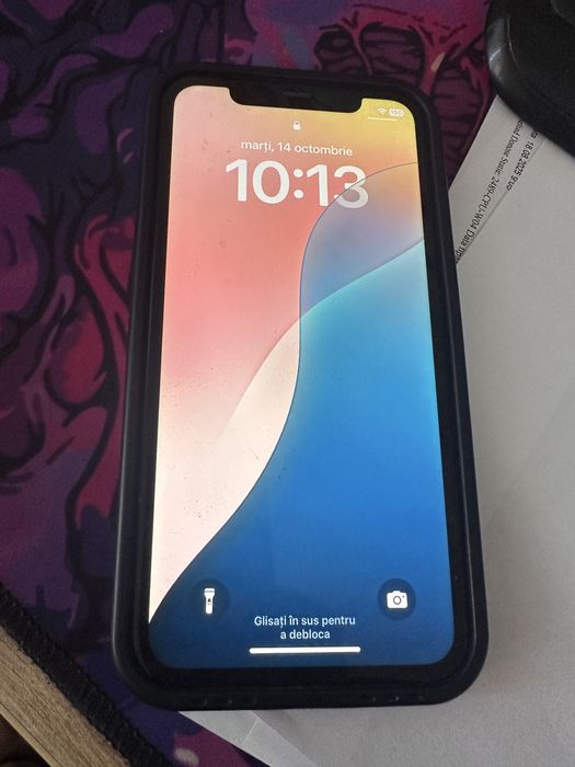 Vand Iphone 11 Black 64 GB