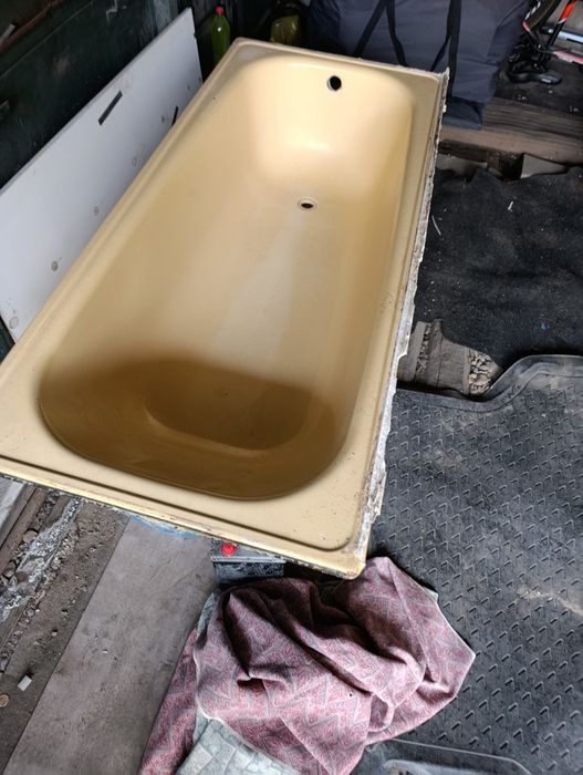 Продам металлическую ванну