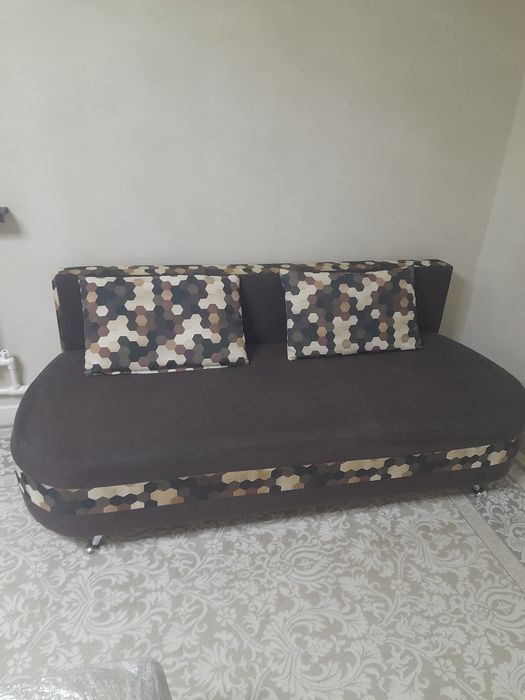 Диван сатылады жаксы состояние