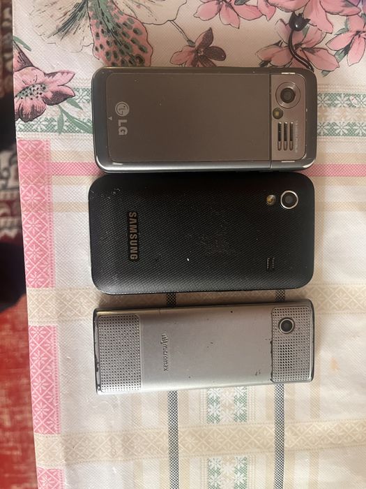 Телефоны на запчасти